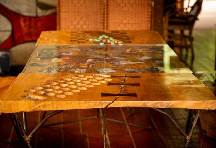 هتل Karama Lodge & Spa