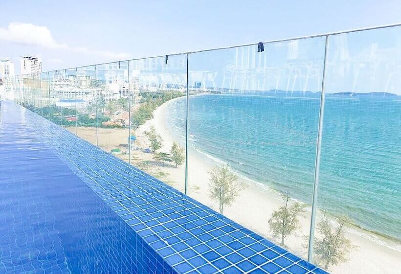 La Vogue Boutique Hotel & Casino