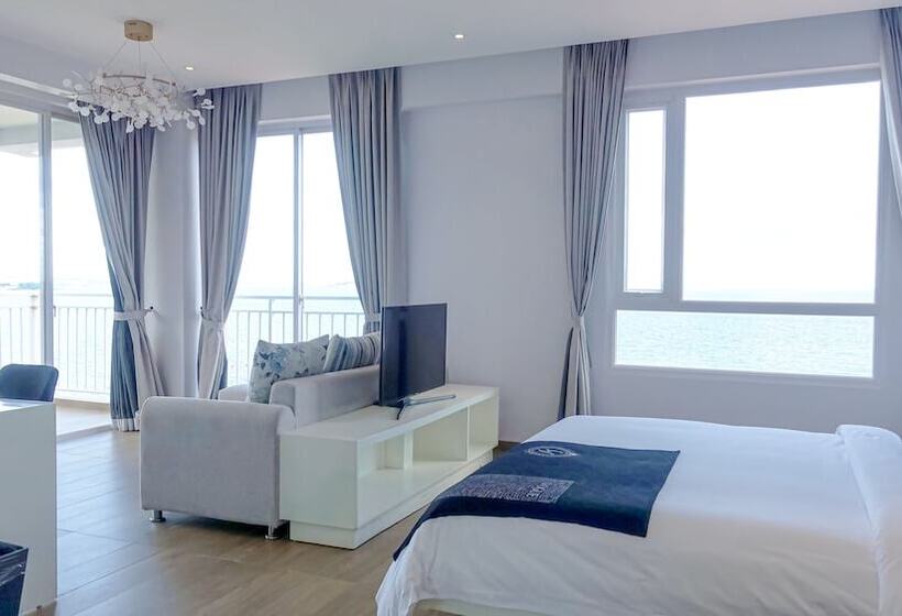 La Vogue Boutique Hotel & Casino