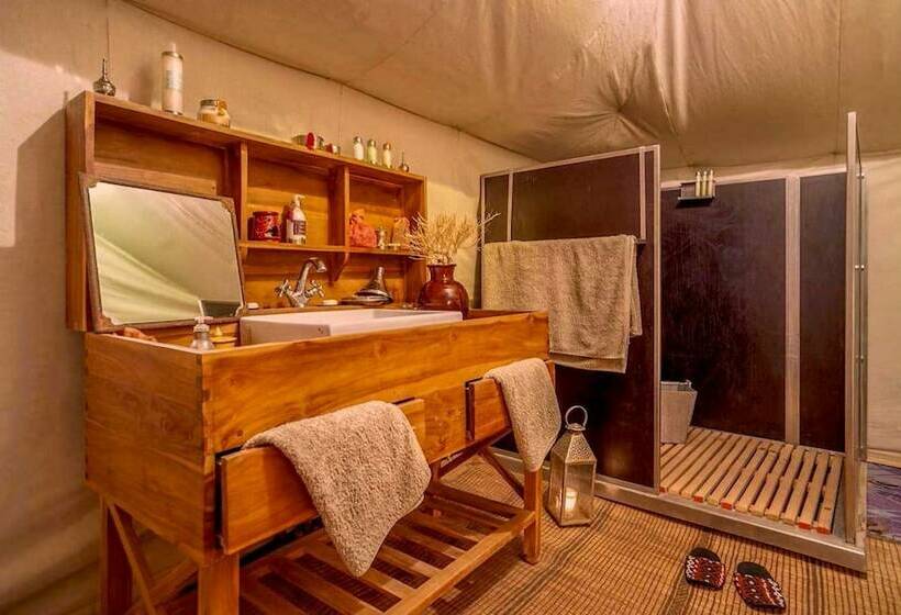 فندق Erg Chegaga Daya Camp