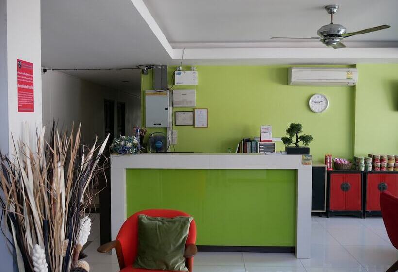 هتل Live Inn