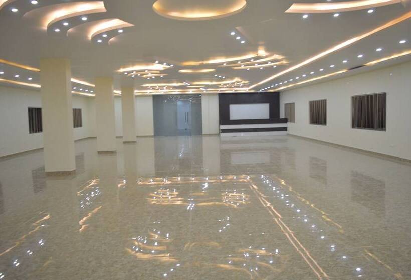 酒店 Mariya International