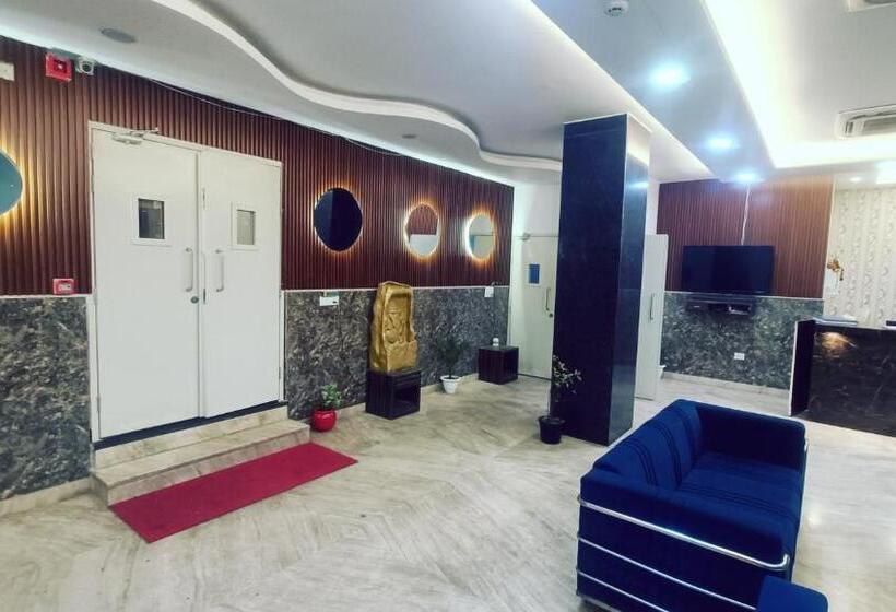 هتل Mayda Prime Near Delhi Airport