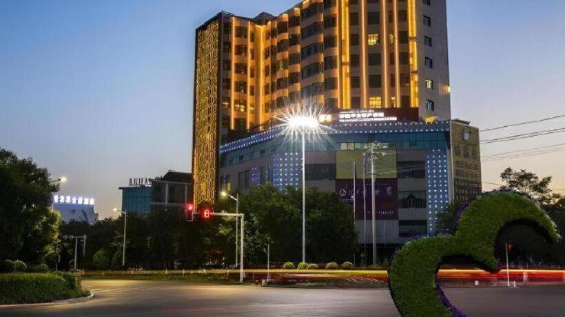 Metropolo Hotel Yining Development Zone Hanma Building