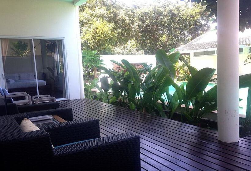 Отель Nakara Residence