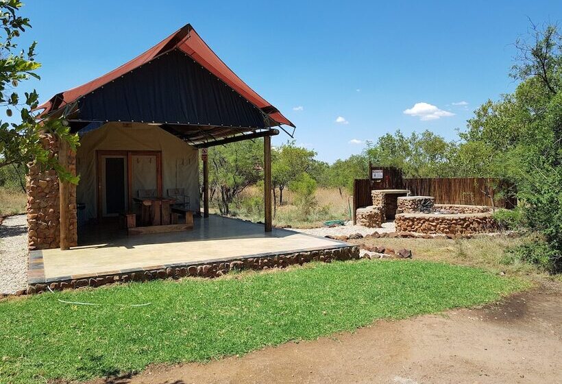 בית מלון כפרי Ouklip Game Lodge