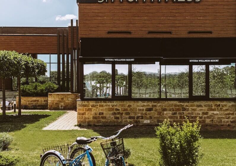בית מלון כפרי Riviera Wellness Resort