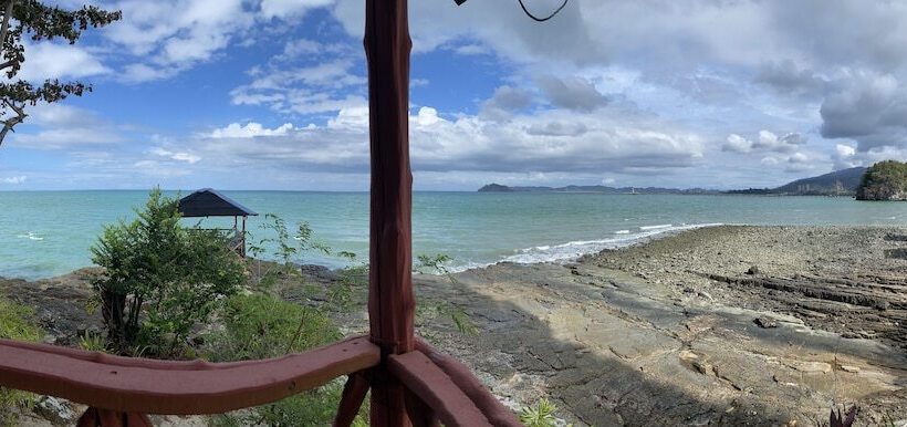 Hotel The Jemuruk Island Resort