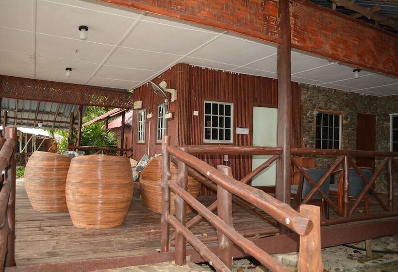 Hotel The Jemuruk Island Resort