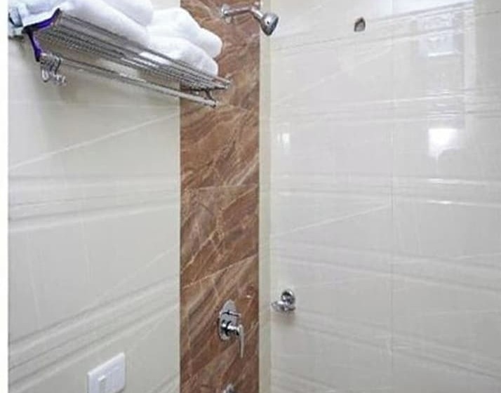 هتل Tourist Palace