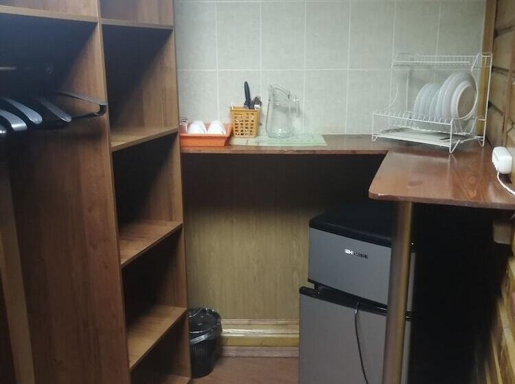 בית מלון כפרי Zastava