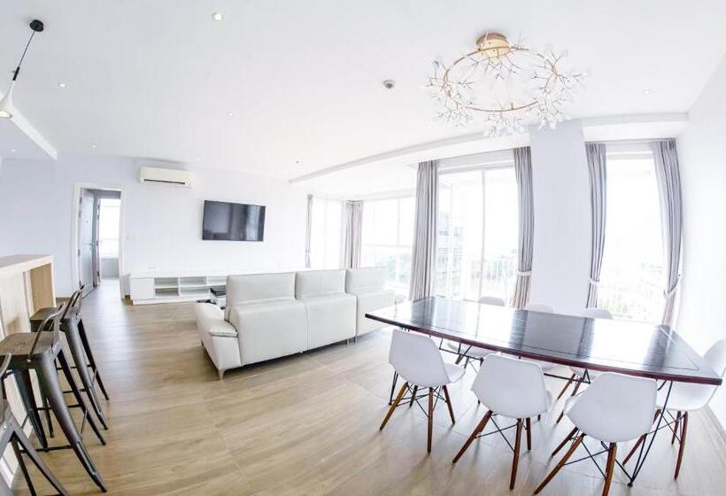 La Vogue Boutique Hotel & Casino