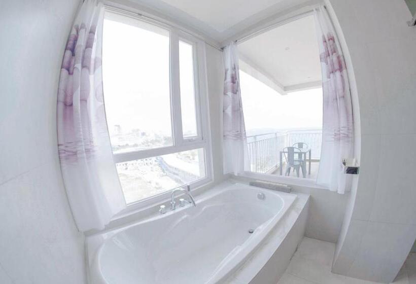 La Vogue Boutique Hotel & Casino