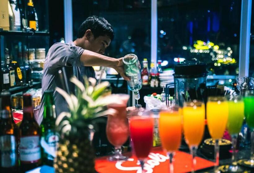 La Vogue Boutique Hotel & Casino