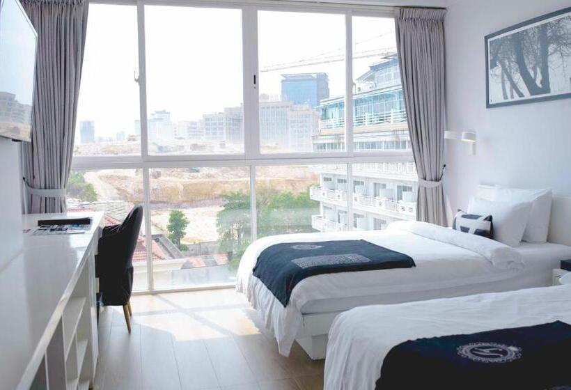 La Vogue Boutique Hotel & Casino