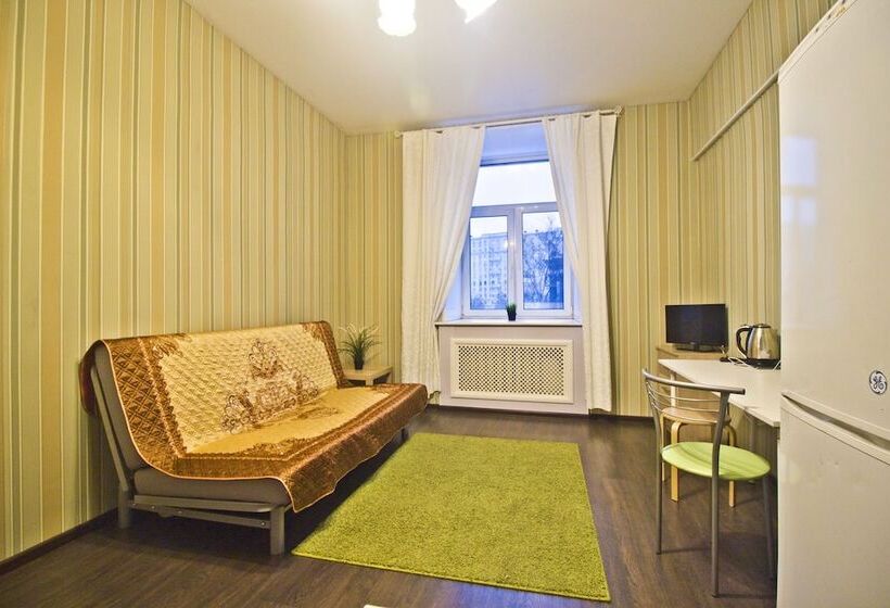 Lakshmi Rooms Park Pobedy