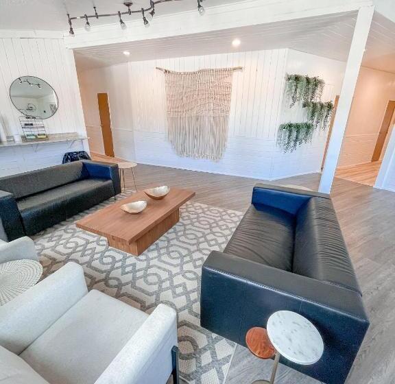 فندق على الطريق Bryce Uptop Lodge