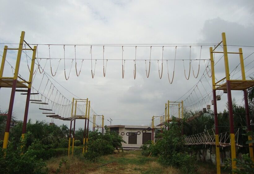 Nature Valley Resort