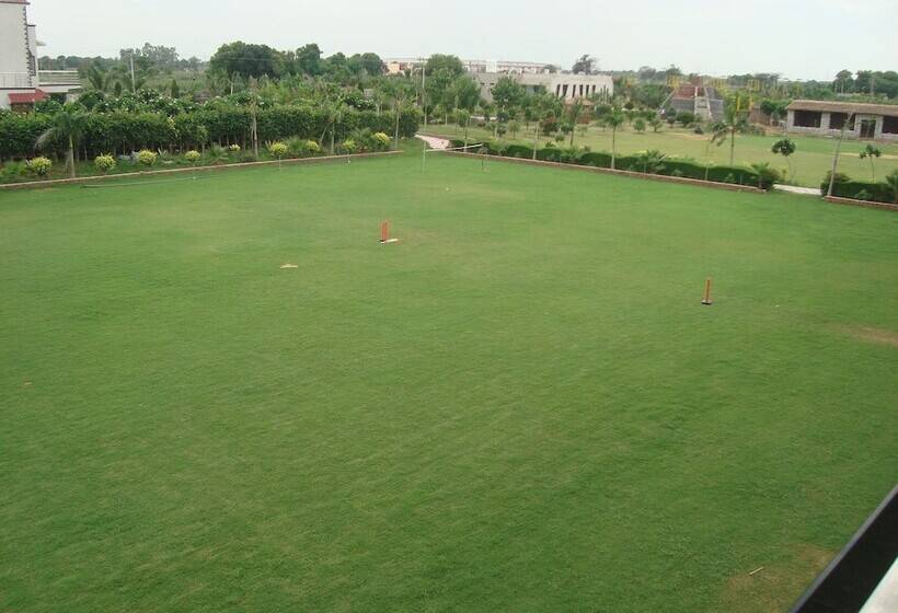 Nature Valley Resort