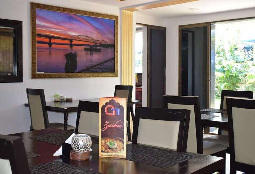 פנסיון Athi Resorts