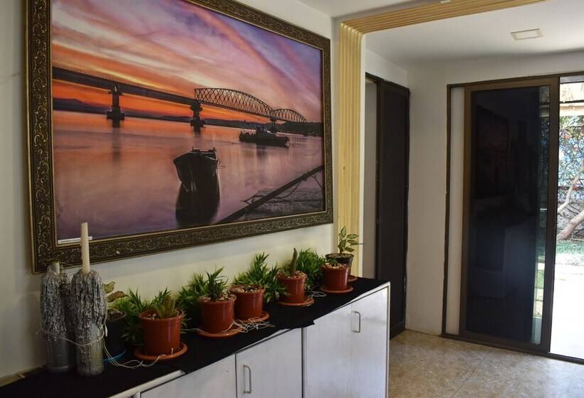 פנסיון Athi Resorts