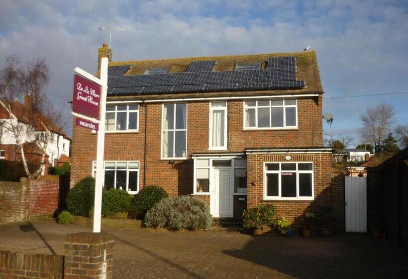 Пансион De La Warr Guest House