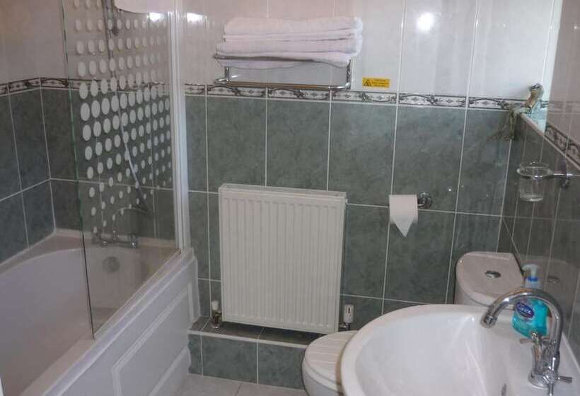 Пансион De La Warr Guest House