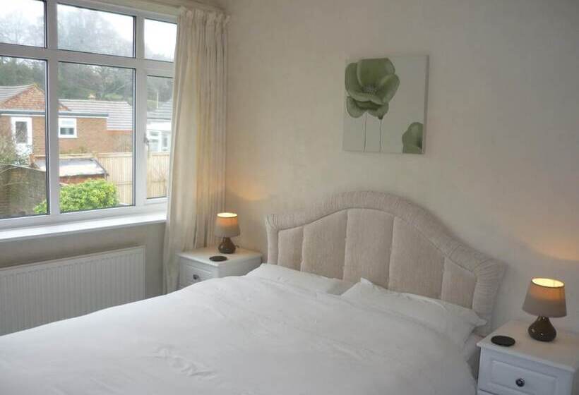 Пансион De La Warr Guest House