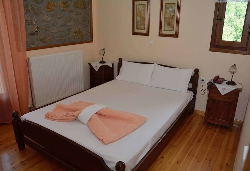 펜션 Evrostini Guest House