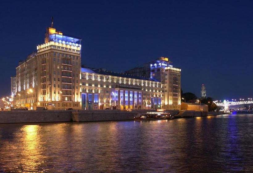 膳宿费 Red Square Guest House