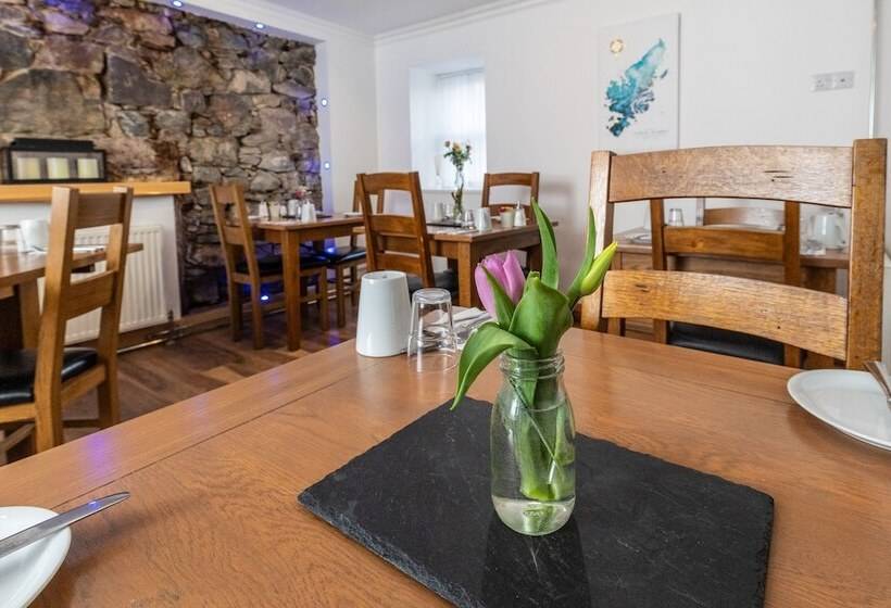 פנסיון Stornoway Bed And Breakfast