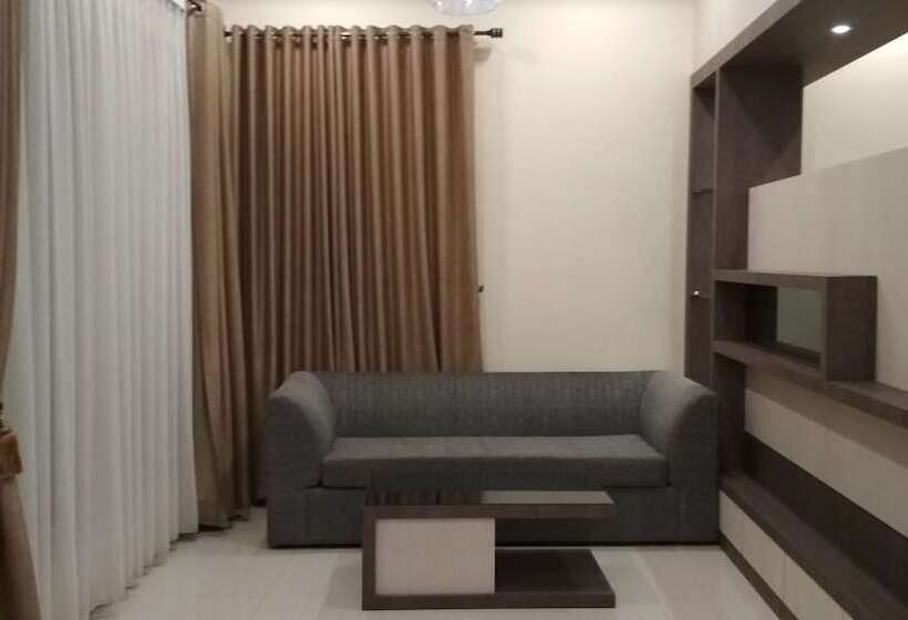 Sleeprest   Diamond Palace