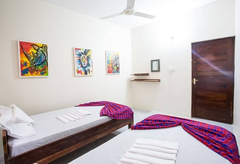 Ten To Ten Stone Town   Hostel