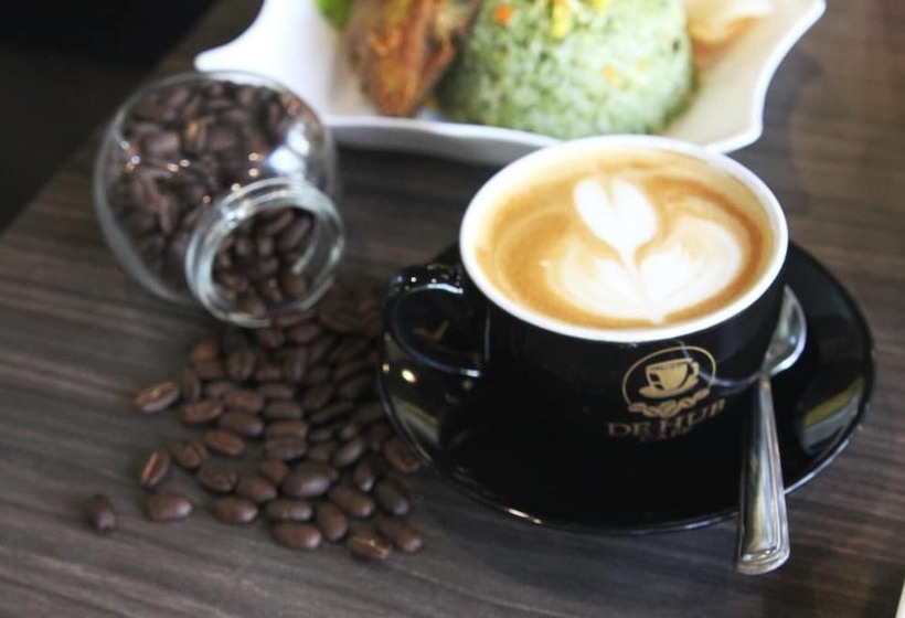 The Lively Hotel Kualanamu Airport Medan