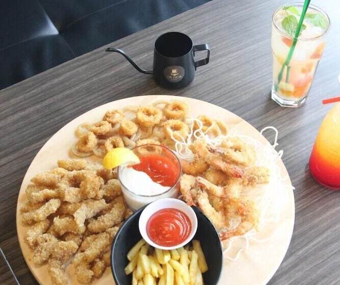 The Lively Hotel Kualanamu Airport Medan