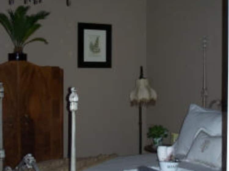 Vintage Gardens Bed & Breakfast