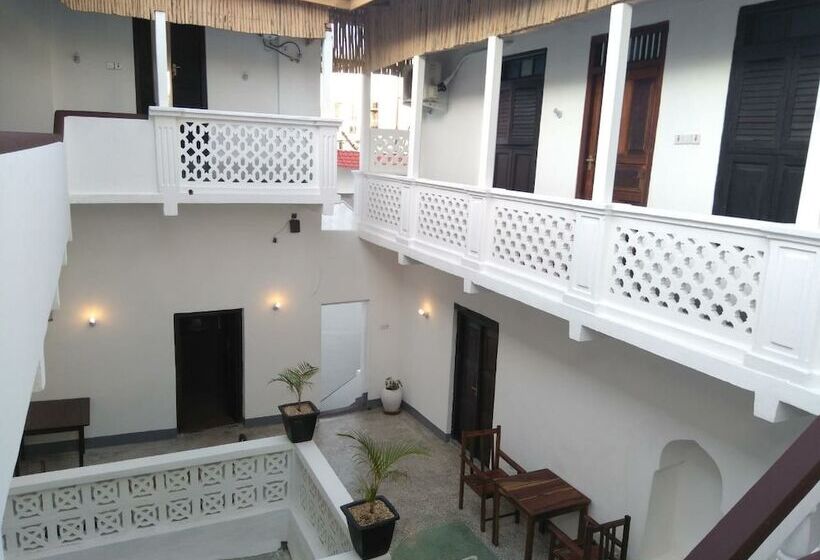 Zanzibar Hostel