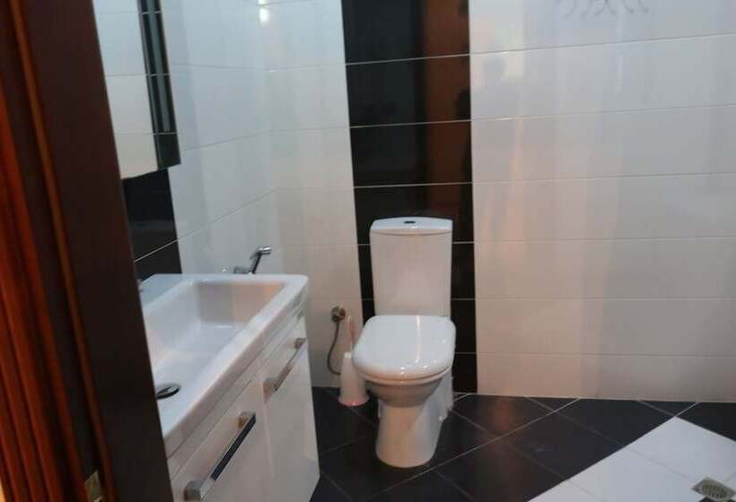 Al Khaleej City Center Apr