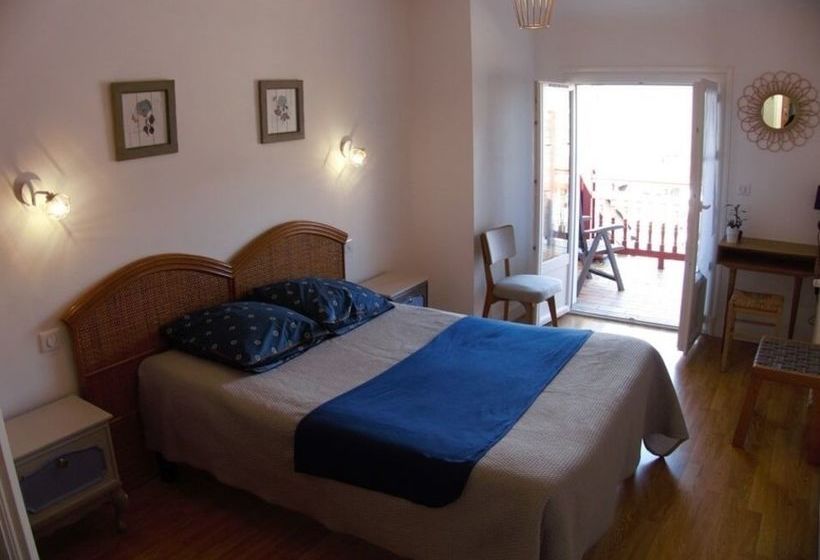 הוסטל Gite Makila