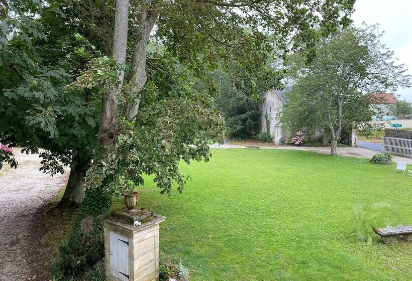 مبيت وإفطار Le Manoir De Crépon