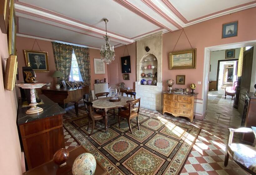 مبيت وإفطار Le Manoir De Crépon