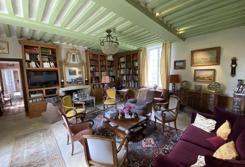 مبيت وإفطار Le Manoir De Crépon