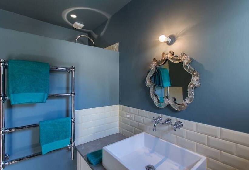 ベッドアンドブレックファースト Mas De La Baume