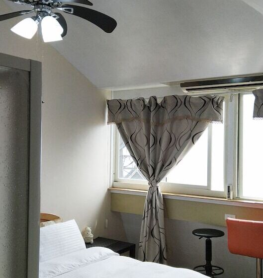 تختخواب و صبحانه Sunday Inn