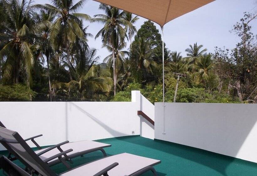 Chuan Chom Villas