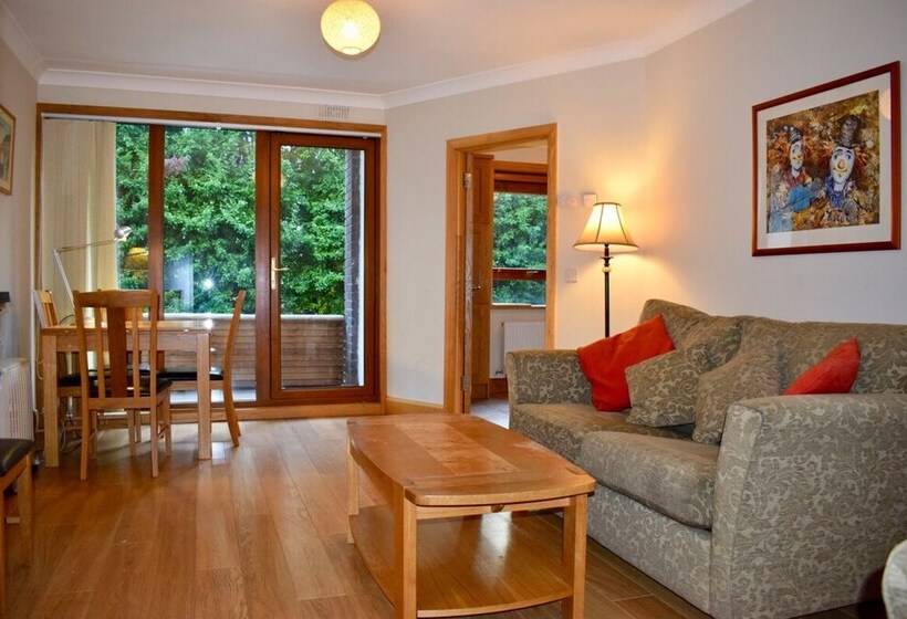 Cozy Ballsbridge Apartment