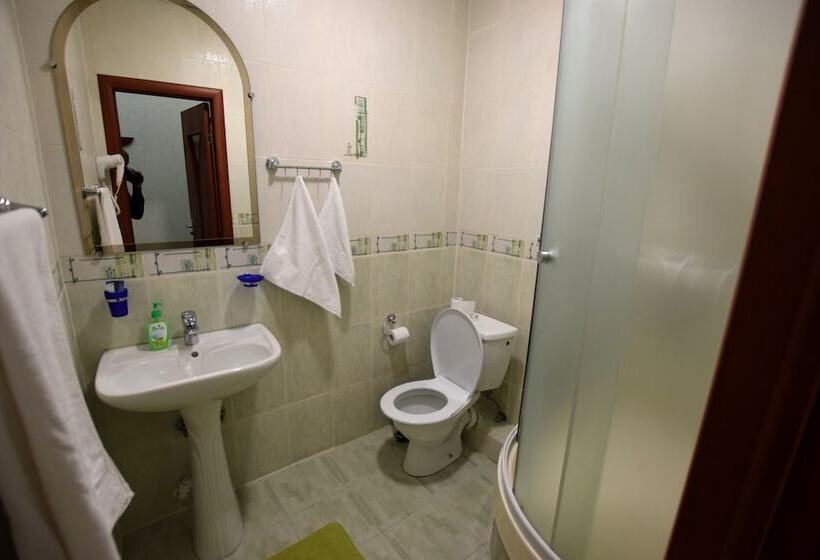 مسافرخانه Spa Hotel Laguna Tyumen