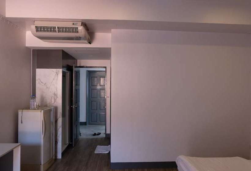 فندق Ai Aroon Apartment