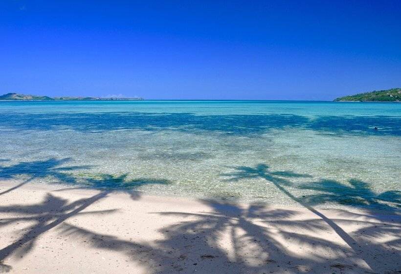 هتل Coconut Beach Resort