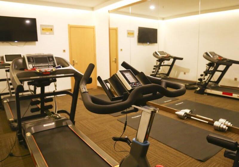 호텔 Greentree Inn Hightech Zone Shandong University Bathing Beach